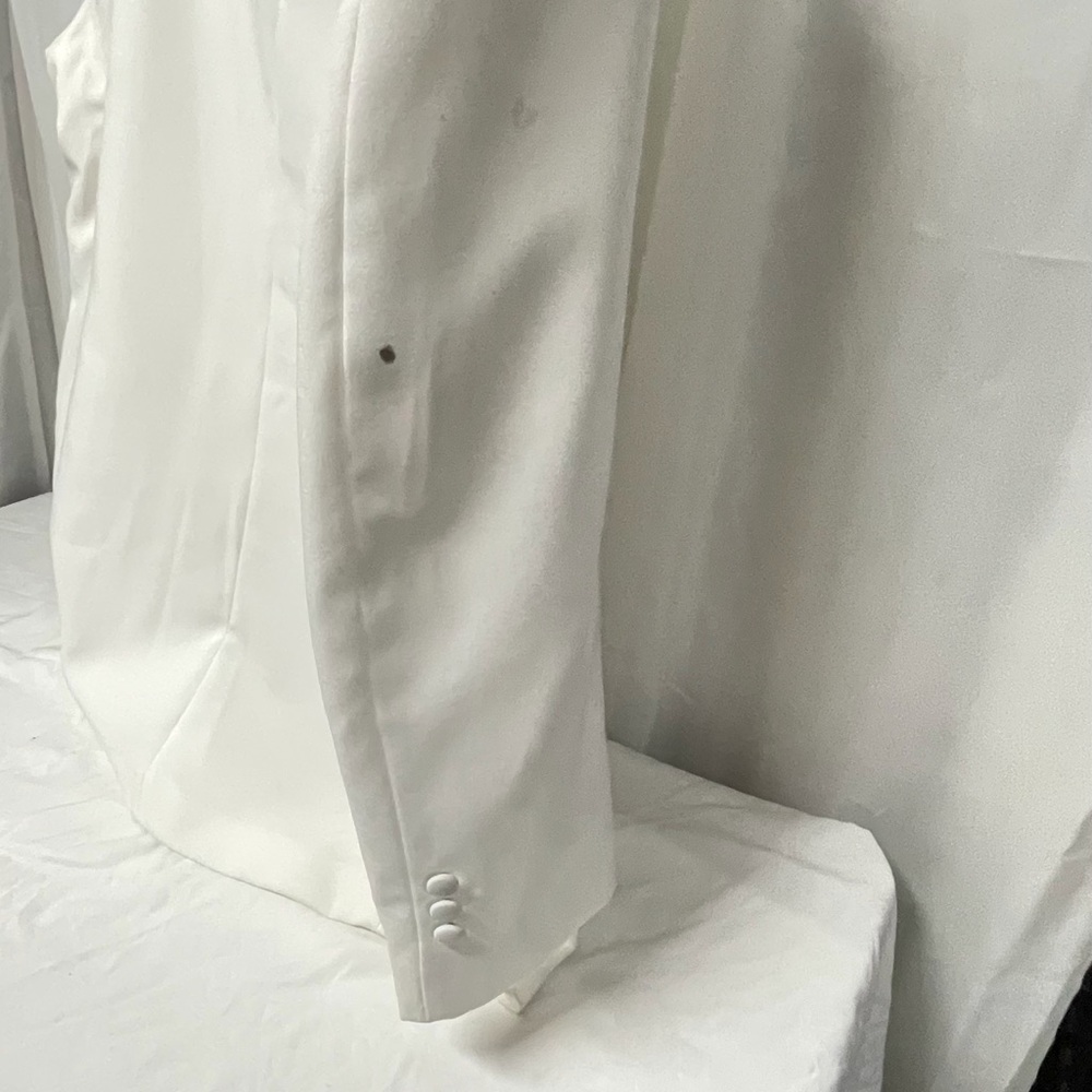 Tuxedo Jacket - Elegant Formal Vest Bow Tie Wash and Wear - Picture 3 of 13